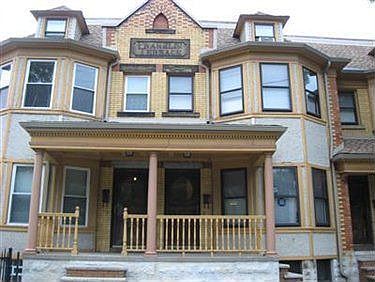 1st image of 7514 Franklin Blvd #2