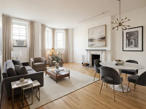 535 Washington Avenue image 1 of 6