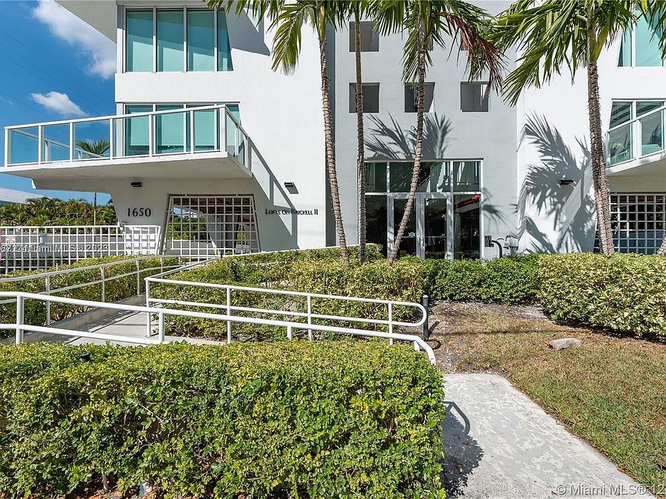 1st image of 1650 Brickell Ave APT 206