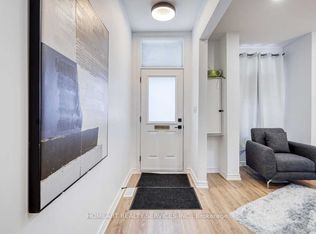 613 Dufferin St, Toronto, ON M6K2B1