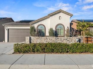 9426 Woodland Ridge Ln, Shafter, CA 93263