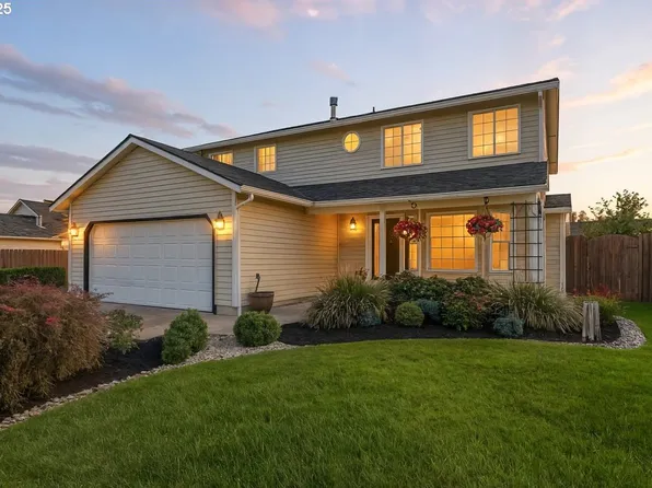 706 NW 23rd St, Battle Ground, WA 98604