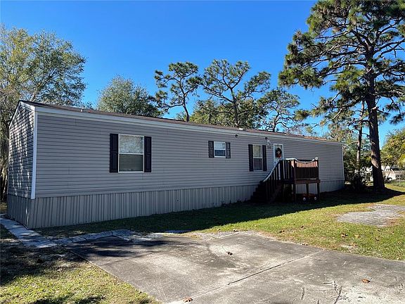 3rd image of 3540 Dawn Ave