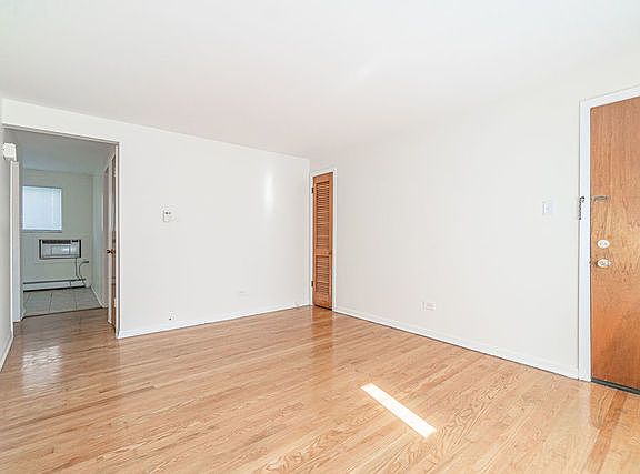 4th image of 12619 S Lincoln St APT 202