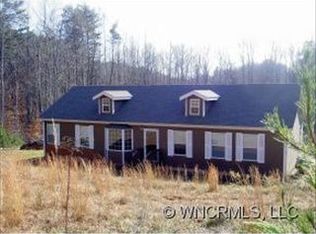 48 Brookside Dr, Columbus, NC 28722