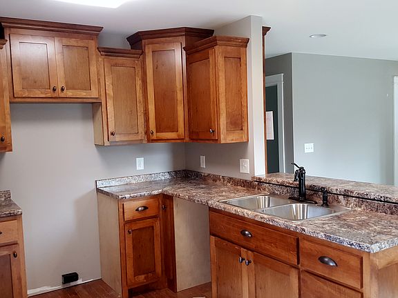 +Stainless steel appliances 