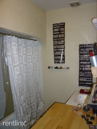 119 Bathroom