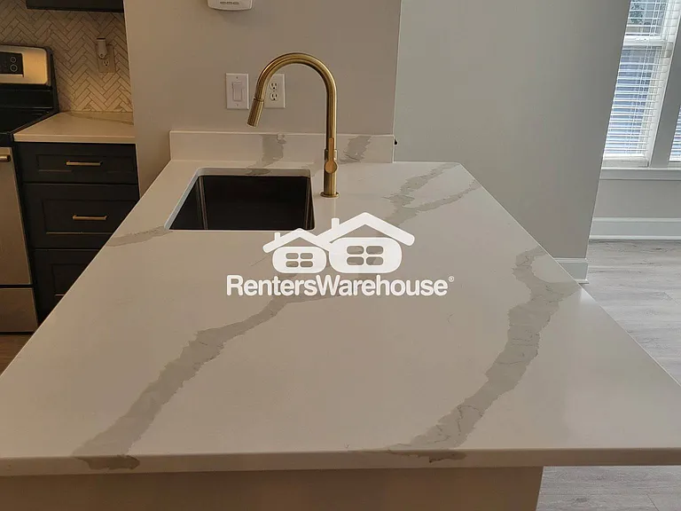 375 Highland Ave NE #920 — Photo 9