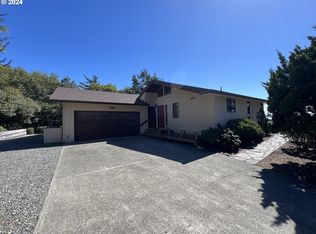 790 Deady St, Port Orford, OR 97465