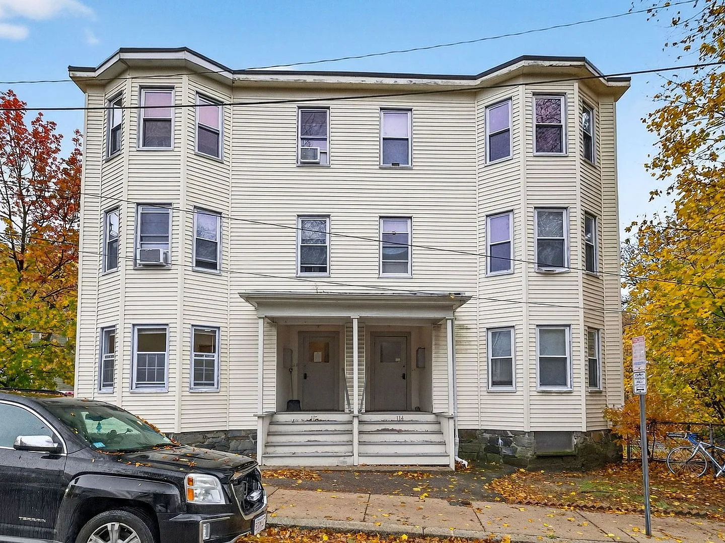 Nice 3 bed in Somerville — Photo 1