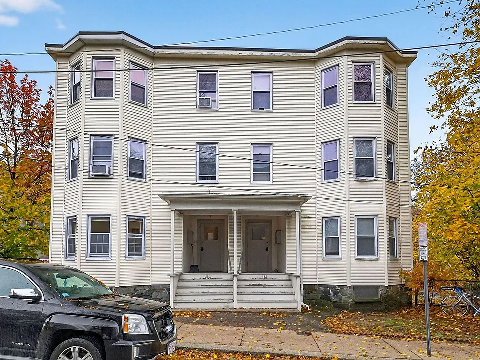 114 Woodstock St #KL3