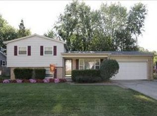 6741 Rothbury St, Portage, MI 49024