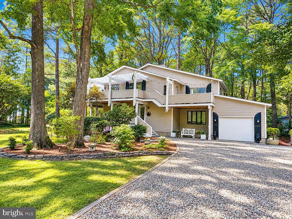 1st image of 139 Evergreen Rd