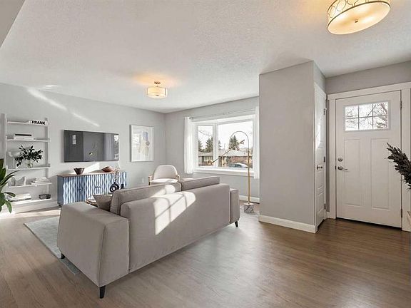 2nd image of 40 E Henefer Rd SW