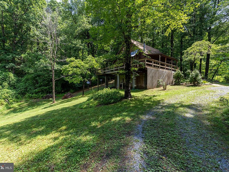 1st image of 101 Middle River Ridge Rd