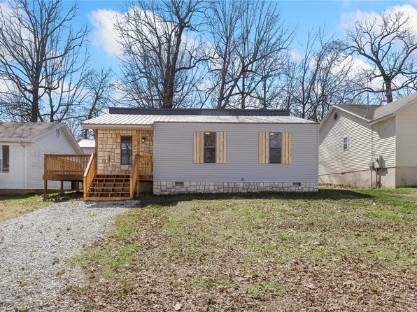 3706 W Overland Cir, Harrison, AR 72601