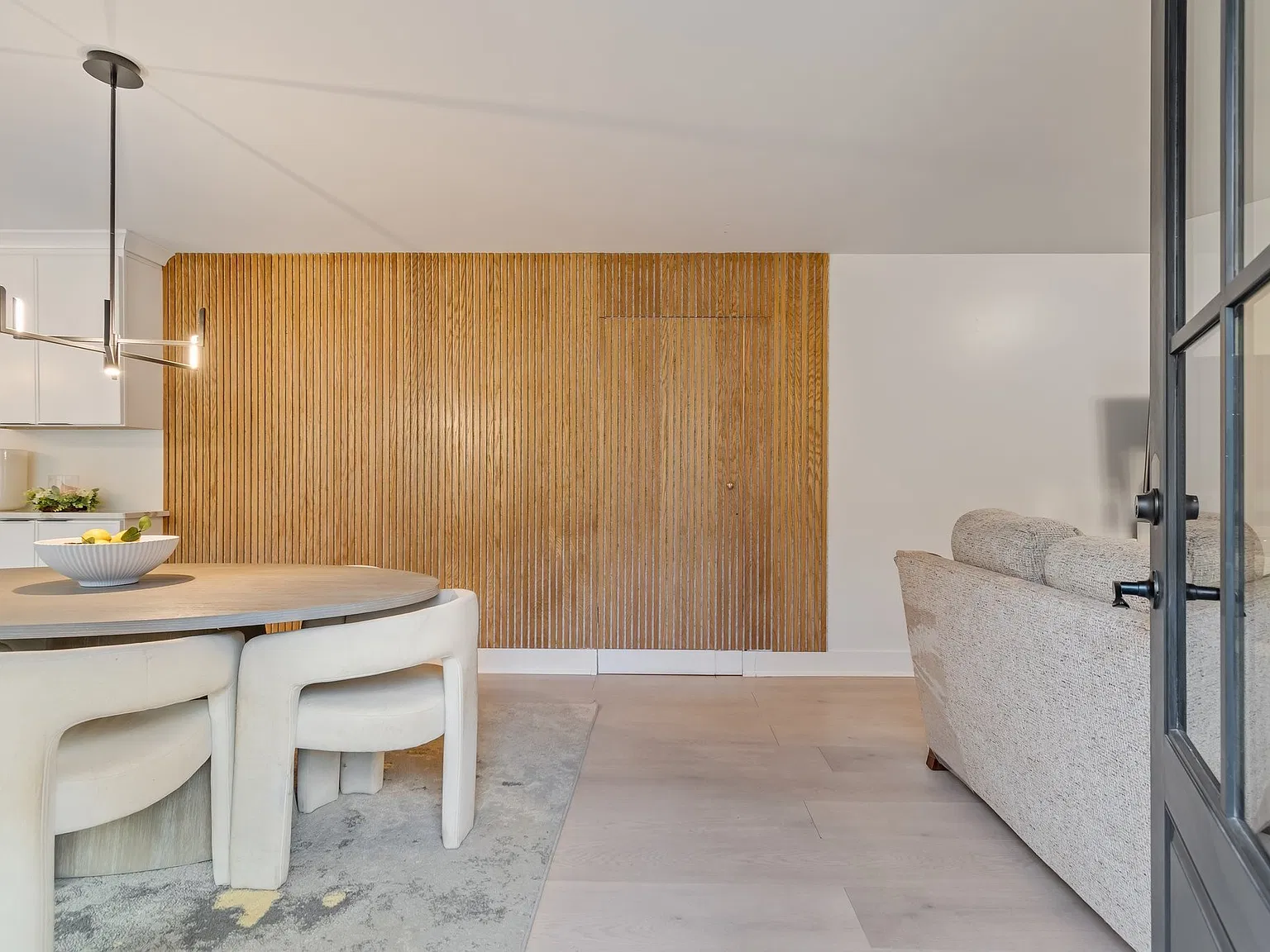 4 bed, 2666 sqft, $5,000 — Photo 3