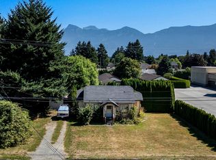 9438 Broadway St, Chilliwack, BC V2P5T9