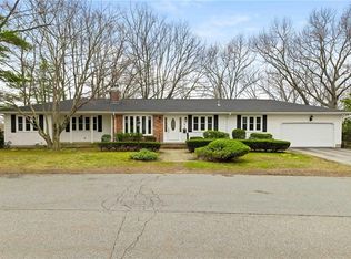 2 Julia Dr, North Providence, RI 02911