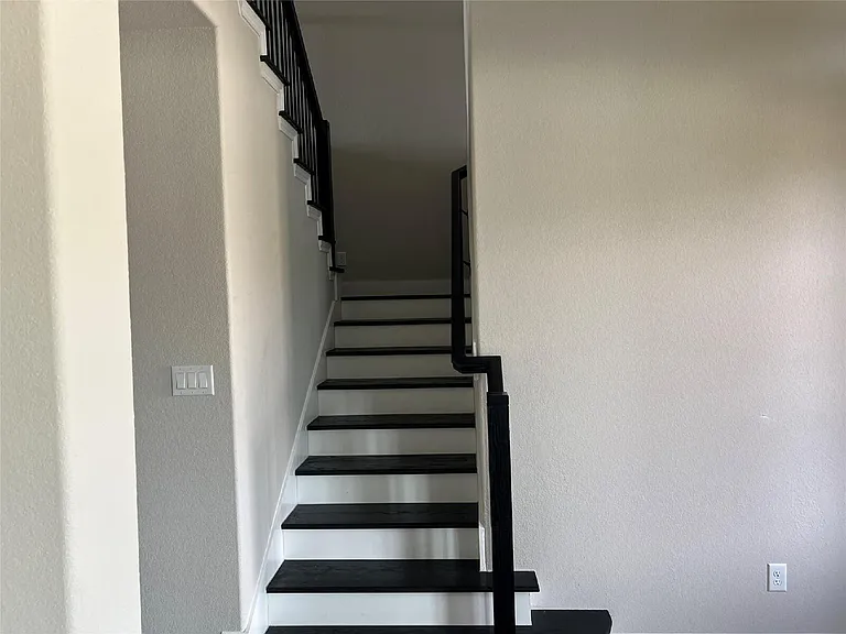 2638 Settler Hill Dr — Photo 21