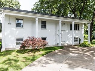 122 Vancouver Ave, Warwick, RI 02886