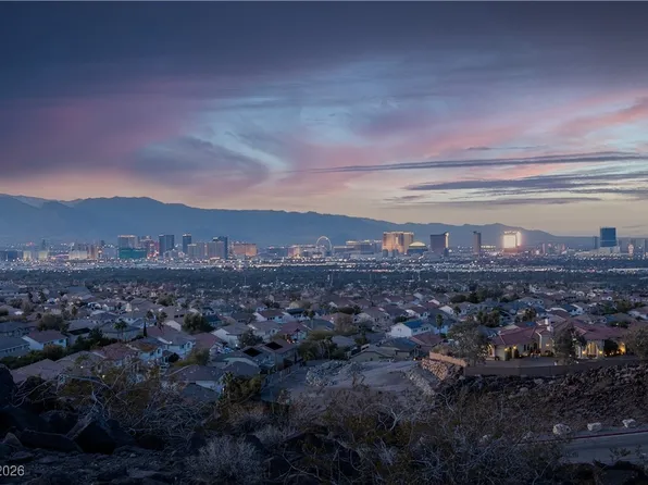 348 Unicorn Hills Dr, Henderson, NV 89012