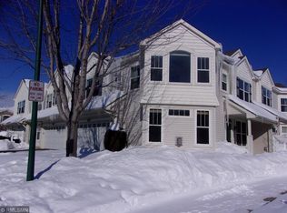 1950 Shamrock Pl, Chaska, MN 55318