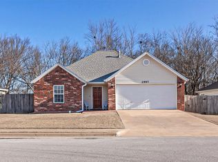 2997 Riverside St, Springdale, AR 72764