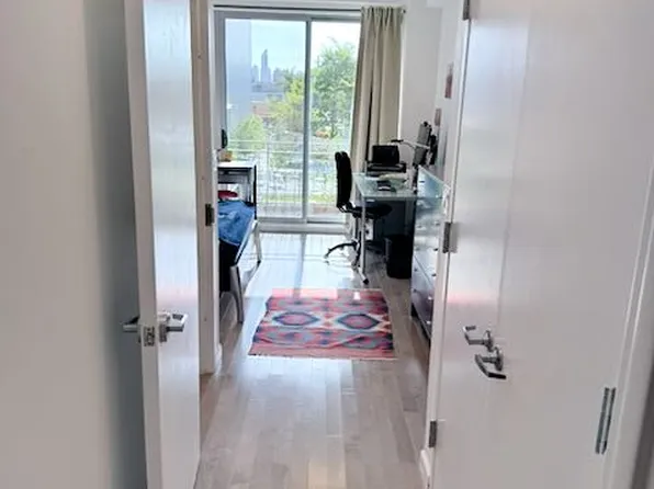 11-28 31st Drive image 16 of 33