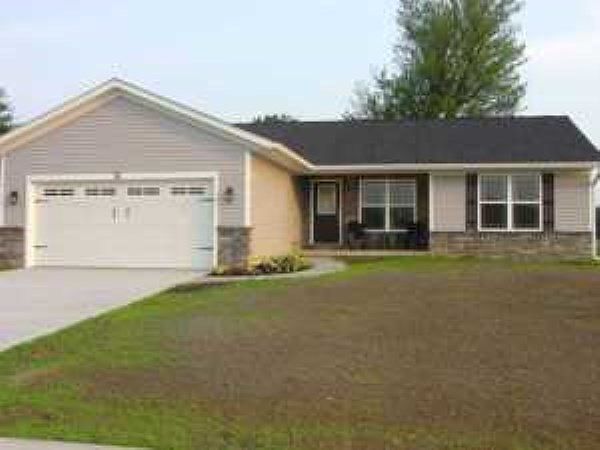 1st image of 615 Creeks Edge Dr