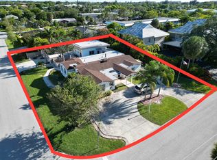 698 Forsyth St, Boca Raton, FL 33487