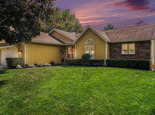 8747 Chevelle Ct, Jenison, MI 49428