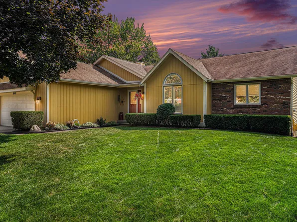 8747 Chevelle Ct, Jenison, MI 49428