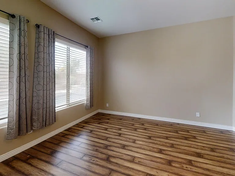 2267 E Tomahawk Dr — Photo 23
