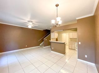 574 NW 50th Blvd, Gainesville, FL 32607