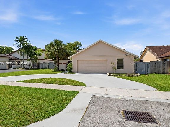 3rd image of 4080 NW 1st Pl