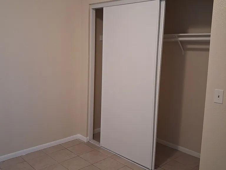 17562 Sequoia St #8 — Photo 7