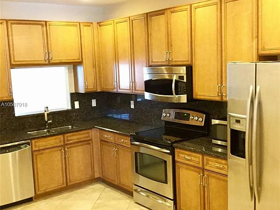 5th image of 9730 Darlington Pl