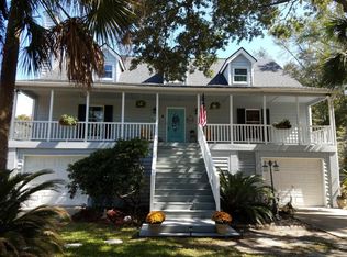6 Driftwood Ln, Isle Of Palms, SC 29451