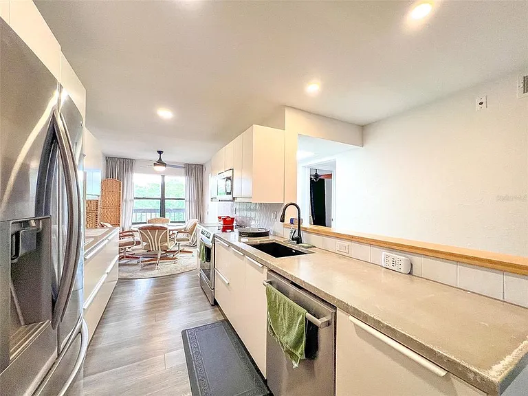 625 30th Ave W #G402 — Photo 7