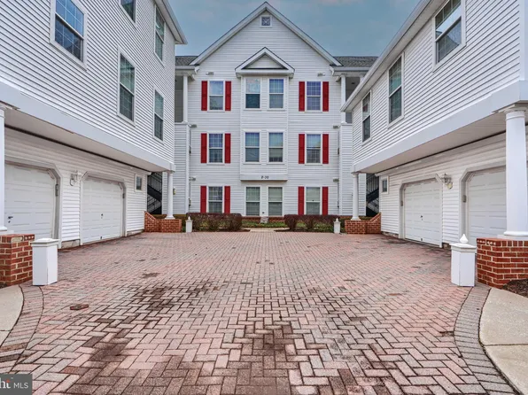 24 Hawk Rise Ln #302, Owings Mills, MD 21117