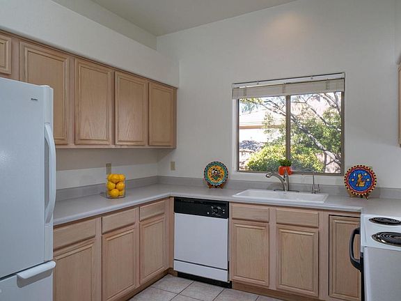 2nd image of 7345 E Placita Luz De La Luna