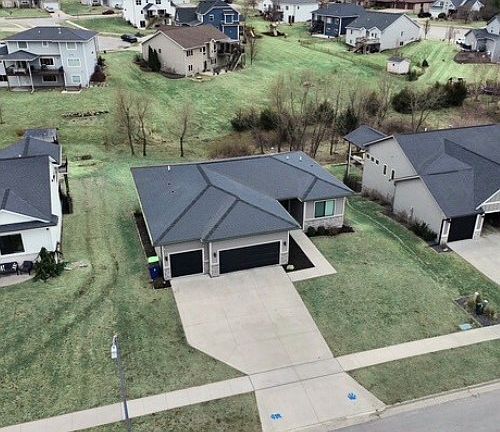 3rd image of 5050 Bulldog Ave