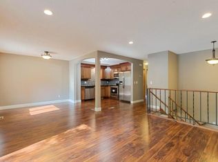 7405 Scot Ter, Eden Prairie, MN 55346