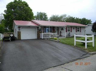 709 W 2nd St, Ligonier, IN 46767