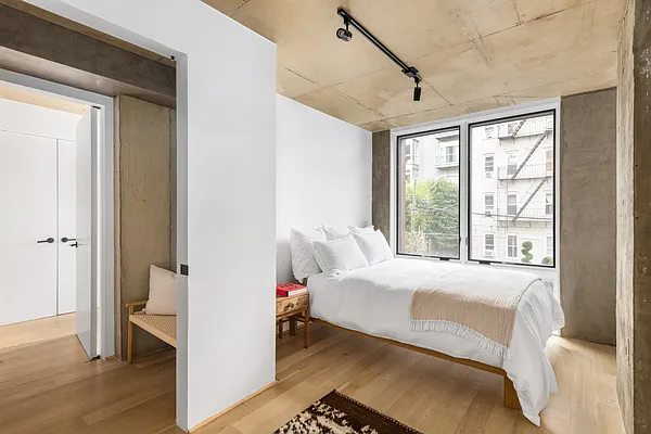 Sold by Compass | media 9