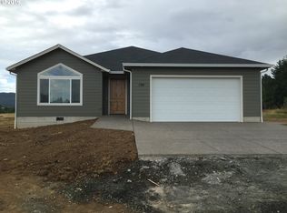 199 Dairy Loop Rd, Roseburg, OR 97471