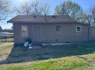 612 S Park St #1/2, Sapulpa, OK 74066