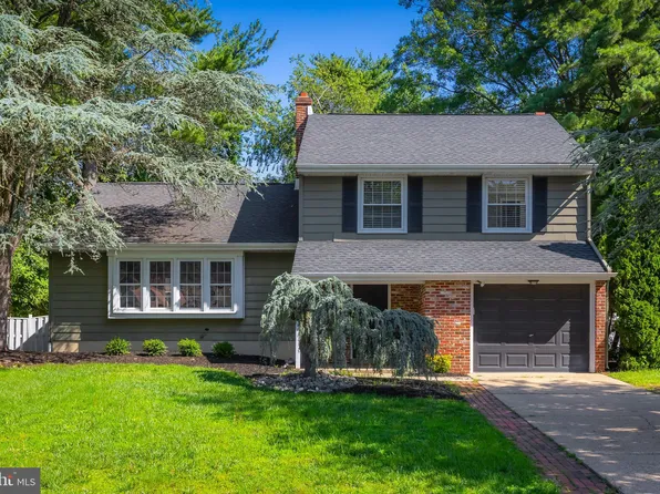 728 Carter Hill Dr, West Deptford, NJ 08066