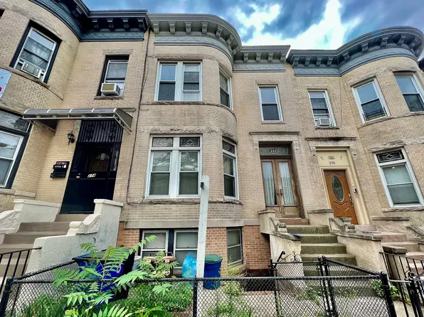 272 61st St, Brooklyn, NY 11220